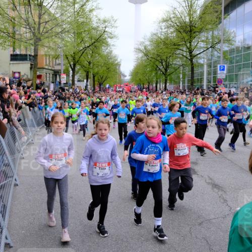 25.04.2026 - Das Zehntel Tim E. http://msf.ph/oto/9572427 25.04.2026 10:31:58 Ziel  meine-sportfotos.de