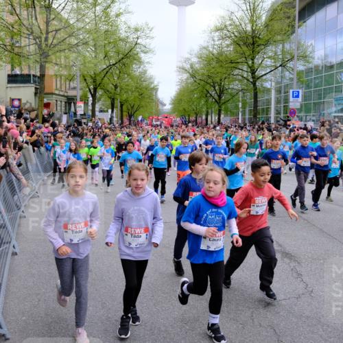 25.04.2026 - Das Zehntel Tim E. http://msf.ph/oto/9572428 25.04.2026 10:31:58 Ziel  meine-sportfotos.de