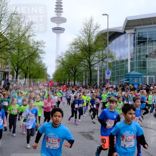 25.04.2026 - Das Zehntel Tim E. http://msf.ph/oto/9572441 25.04.2026 10:32:00 Ziel  meine-sportfotos.de