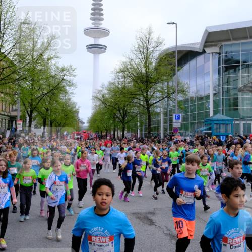 25.04.2026 - Das Zehntel Tim E. http://msf.ph/oto/9572442 25.04.2026 10:32:00 Ziel  meine-sportfotos.de