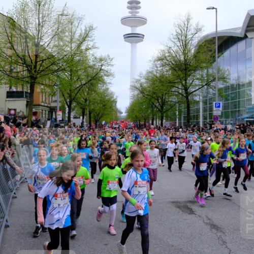 25.04.2026 - Das Zehntel Tim E. http://msf.ph/oto/9572445 25.04.2026 10:32:01 Ziel  meine-sportfotos.de