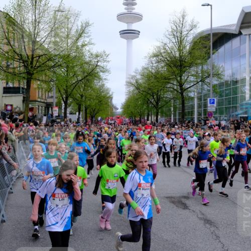 25.04.2026 - Das Zehntel Tim E. http://msf.ph/oto/9572446 25.04.2026 10:32:01 Ziel  meine-sportfotos.de