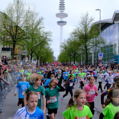 25.04.2026 - Das Zehntel Tim E. http://msf.ph/oto/9572454 25.04.2026 10:32:02 Ziel  meine-sportfotos.de