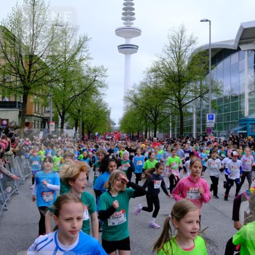 25.04.2026 - Das Zehntel Tim E. http://msf.ph/oto/9572455 25.04.2026 10:32:02 Ziel  meine-sportfotos.de