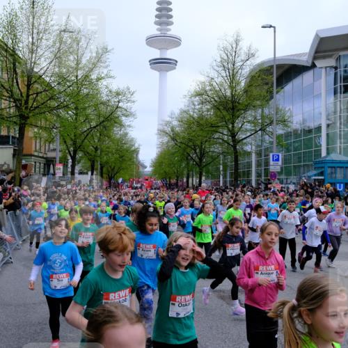 25.04.2026 - Das Zehntel Tim E. http://msf.ph/oto/9572457 25.04.2026 10:32:02 Ziel  meine-sportfotos.de