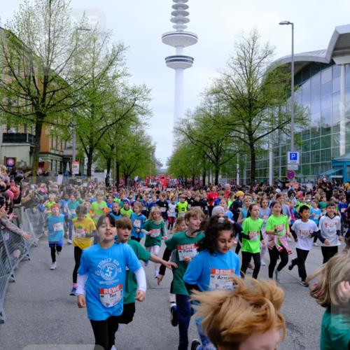 25.04.2026 - Das Zehntel Tim E. http://msf.ph/oto/9572458 25.04.2026 10:32:03 Ziel  meine-sportfotos.de