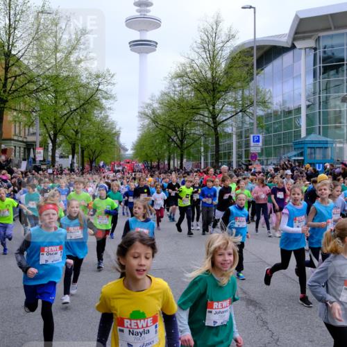 25.04.2026 - Das Zehntel Tim E. http://msf.ph/oto/9572469 25.04.2026 10:32:04 Ziel  meine-sportfotos.de