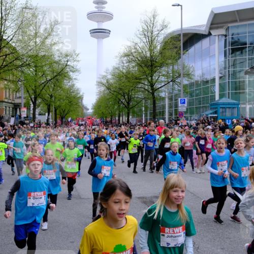 25.04.2026 - Das Zehntel Tim E. http://msf.ph/oto/9572470 25.04.2026 10:32:04 Ziel  meine-sportfotos.de