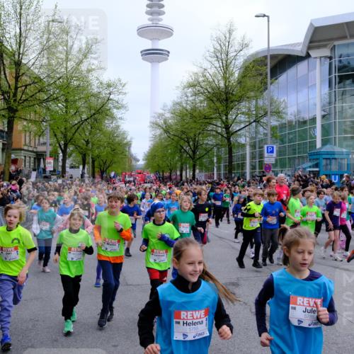 25.04.2026 - Das Zehntel Tim E. http://msf.ph/oto/9572478 25.04.2026 10:32:06 Ziel  meine-sportfotos.de
