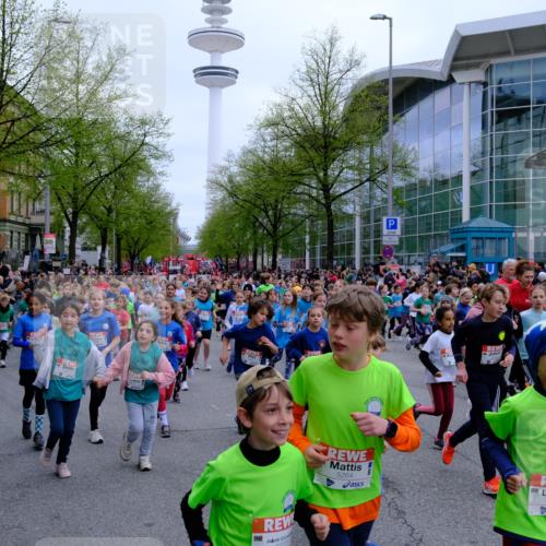 25.04.2026 - Das Zehntel Tim E. http://msf.ph/oto/9572488 25.04.2026 10:32:07 Ziel  meine-sportfotos.de