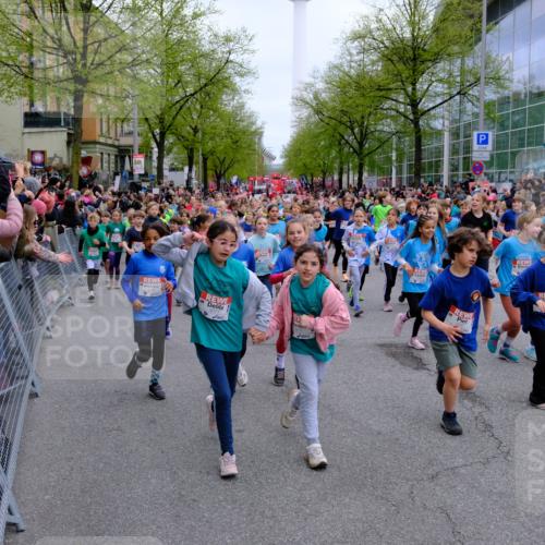 25.04.2026 - Das Zehntel Tim E. http://msf.ph/oto/9572491 25.04.2026 10:32:08 Ziel  meine-sportfotos.de
