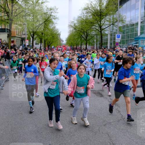 25.04.2026 - Das Zehntel Tim E. http://msf.ph/oto/9572493 25.04.2026 10:32:08 Ziel  meine-sportfotos.de