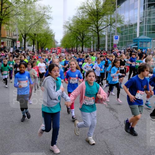 25.04.2026 - Das Zehntel Tim E. http://msf.ph/oto/9572495 25.04.2026 10:32:08 Ziel  meine-sportfotos.de
