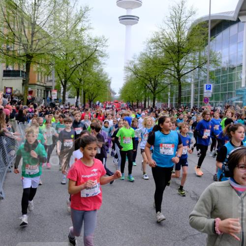25.04.2026 - Das Zehntel Tim E. http://msf.ph/oto/9572504 25.04.2026 10:32:10 Ziel  meine-sportfotos.de