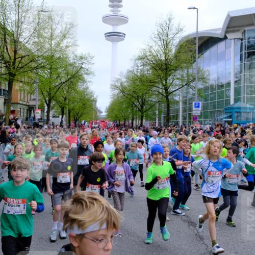 25.04.2026 - Das Zehntel Tim E. http://msf.ph/oto/9572511 25.04.2026 10:32:12 Ziel  meine-sportfotos.de
