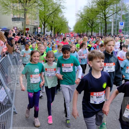 25.04.2026 - Das Zehntel Tim E. http://msf.ph/oto/9572519 25.04.2026 10:32:13 Ziel  meine-sportfotos.de