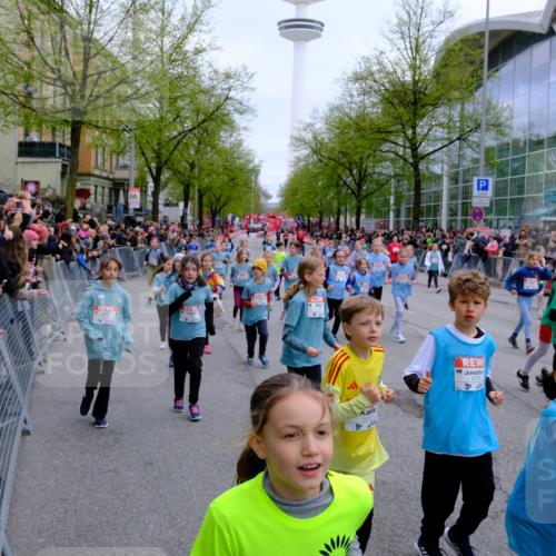 25.04.2026 - Das Zehntel Tim E. http://msf.ph/oto/9572530 25.04.2026 10:32:18 Ziel  meine-sportfotos.de