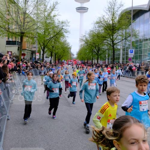 25.04.2026 - Das Zehntel Tim E. http://msf.ph/oto/9572532 25.04.2026 10:32:18 Ziel  meine-sportfotos.de