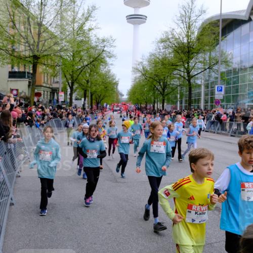 25.04.2026 - Das Zehntel Tim E. http://msf.ph/oto/9572533 25.04.2026 10:32:18 Ziel  meine-sportfotos.de