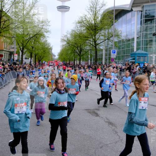 25.04.2026 - Das Zehntel Tim E. http://msf.ph/oto/9572537 25.04.2026 10:32:19 Ziel  meine-sportfotos.de