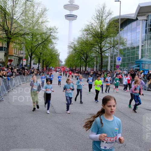 25.04.2026 - Das Zehntel Tim E. http://msf.ph/oto/9572546 25.04.2026 10:32:21 Ziel  meine-sportfotos.de