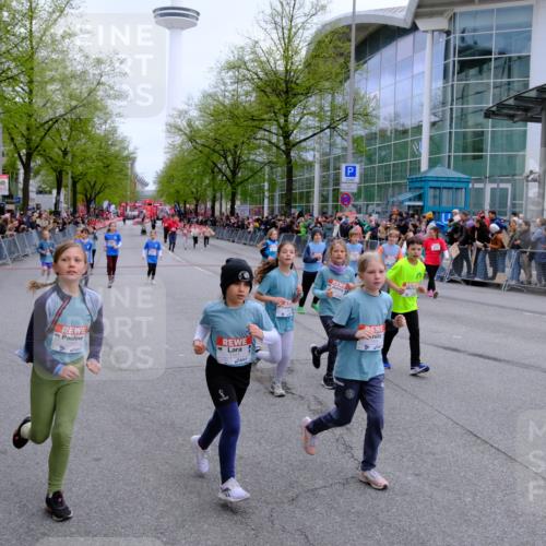 25.04.2026 - Das Zehntel Tim E. http://msf.ph/oto/9572556 25.04.2026 10:32:23 Ziel  meine-sportfotos.de