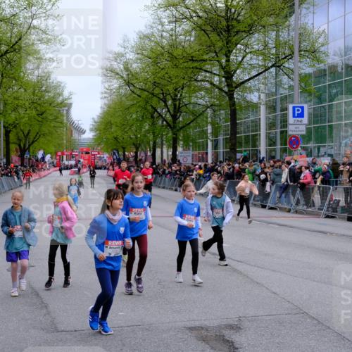 25.04.2026 - Das Zehntel Tim E. http://msf.ph/oto/9572569 25.04.2026 10:32:26 Ziel  meine-sportfotos.de