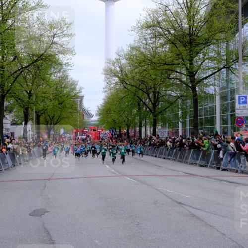25.04.2026 - Das Zehntel Tim E. http://msf.ph/oto/9572574 25.04.2026 10:33:04 Ziel  meine-sportfotos.de