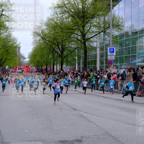 25.04.2026 - Das Zehntel Tim E. http://msf.ph/oto/9572598 25.04.2026 10:33:11 Ziel  meine-sportfotos.de