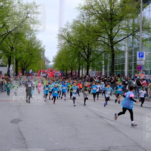 25.04.2026 - Das Zehntel Tim E. http://msf.ph/oto/9572603 25.04.2026 10:33:12 Ziel  meine-sportfotos.de