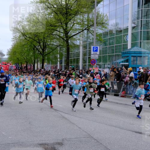 25.04.2026 - Das Zehntel Tim E. http://msf.ph/oto/9572613 25.04.2026 10:33:14 Ziel  meine-sportfotos.de