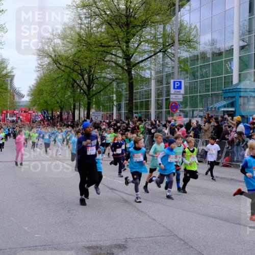 25.04.2026 - Das Zehntel Tim E. http://msf.ph/oto/9572624 25.04.2026 10:33:16 Ziel  meine-sportfotos.de