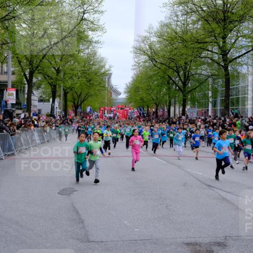 25.04.2026 - Das Zehntel Tim E. http://msf.ph/oto/9572627 25.04.2026 10:33:17 Ziel  meine-sportfotos.de