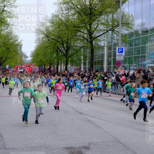 25.04.2026 - Das Zehntel Tim E. http://msf.ph/oto/9572634 25.04.2026 10:33:18 Ziel  meine-sportfotos.de