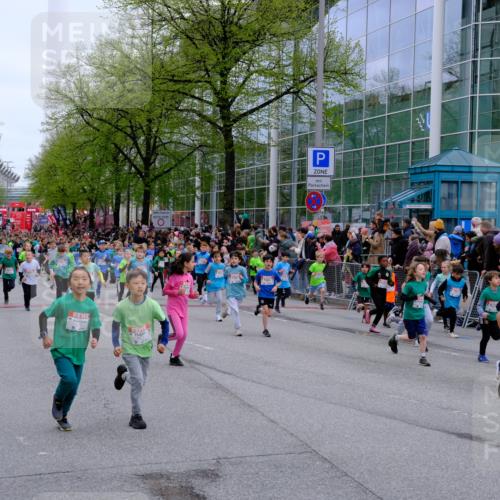 25.04.2026 - Das Zehntel Tim E. http://msf.ph/oto/9572639 25.04.2026 10:33:18 Ziel  meine-sportfotos.de