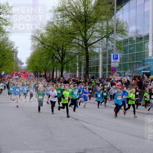 25.04.2026 - Das Zehntel Tim E. http://msf.ph/oto/9572652 25.04.2026 10:33:20 Ziel  meine-sportfotos.de