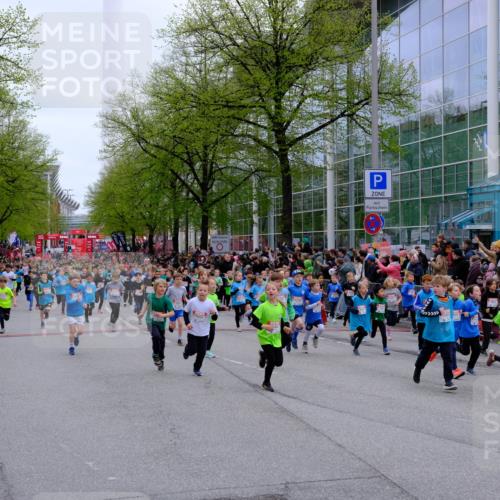 25.04.2026 - Das Zehntel Tim E. http://msf.ph/oto/9572656 25.04.2026 10:33:21 Ziel  meine-sportfotos.de