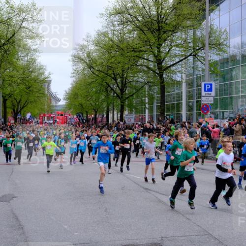 25.04.2026 - Das Zehntel Tim E. http://msf.ph/oto/9572667 25.04.2026 10:33:23 Ziel  meine-sportfotos.de
