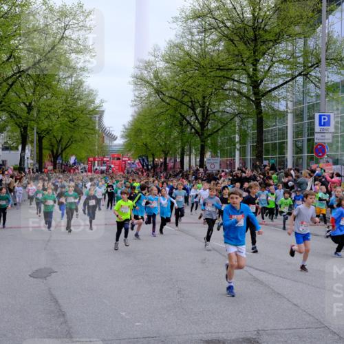 25.04.2026 - Das Zehntel Tim E. http://msf.ph/oto/9572670 25.04.2026 10:33:23 Ziel  meine-sportfotos.de