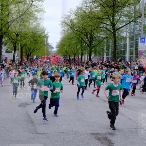 25.04.2026 - Das Zehntel Tim E. http://msf.ph/oto/9572689 25.04.2026 10:33:28 Ziel  meine-sportfotos.de