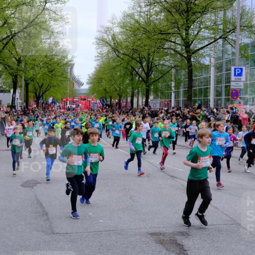 25.04.2026 - Das Zehntel Tim E. http://msf.ph/oto/9572690 25.04.2026 10:33:28 Ziel  meine-sportfotos.de