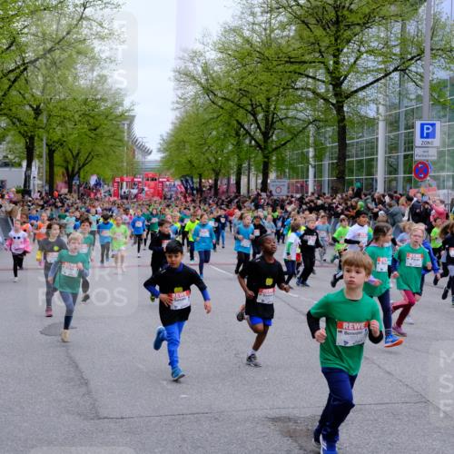 25.04.2026 - Das Zehntel Tim E. http://msf.ph/oto/9572695 25.04.2026 10:33:29 Ziel  meine-sportfotos.de