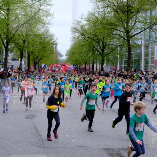 25.04.2026 - Das Zehntel Tim E. http://msf.ph/oto/9572707 25.04.2026 10:33:31 Ziel  meine-sportfotos.de
