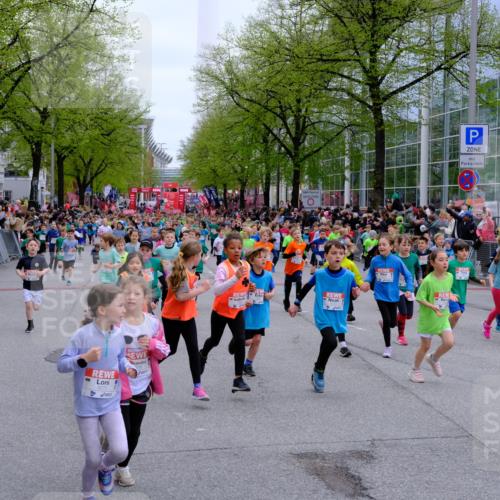 25.04.2026 - Das Zehntel Tim E. http://msf.ph/oto/9572726 25.04.2026 10:33:34 Ziel  meine-sportfotos.de
