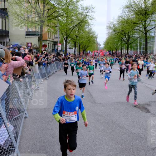 25.04.2026 - Das Zehntel Tim E. http://msf.ph/oto/9572745 25.04.2026 10:33:38 Ziel  meine-sportfotos.de