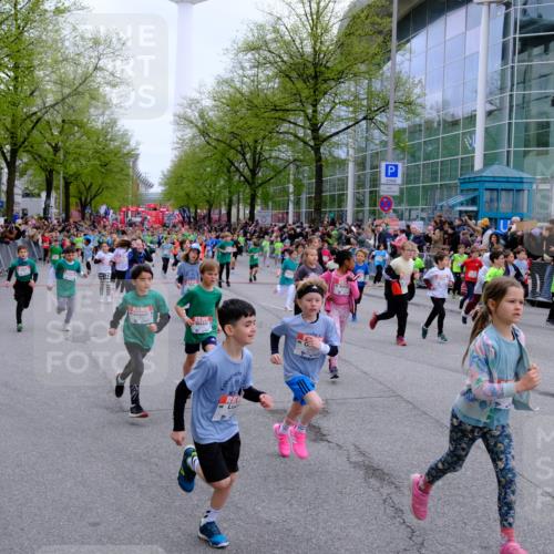 25.04.2026 - Das Zehntel Tim E. http://msf.ph/oto/9572750 25.04.2026 10:33:39 Ziel  meine-sportfotos.de