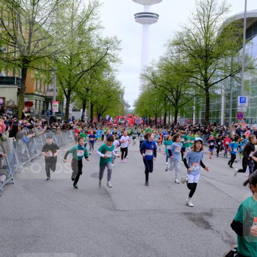 25.04.2026 - Das Zehntel Tim E. http://msf.ph/oto/9572755 25.04.2026 10:33:40 Ziel  meine-sportfotos.de