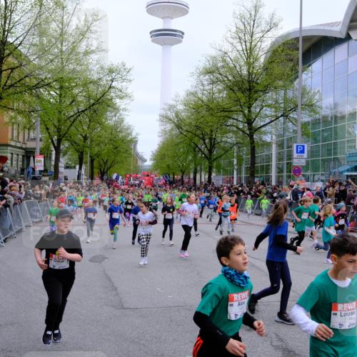 25.04.2026 - Das Zehntel Tim E. http://msf.ph/oto/9572765 25.04.2026 10:33:42 Ziel  meine-sportfotos.de