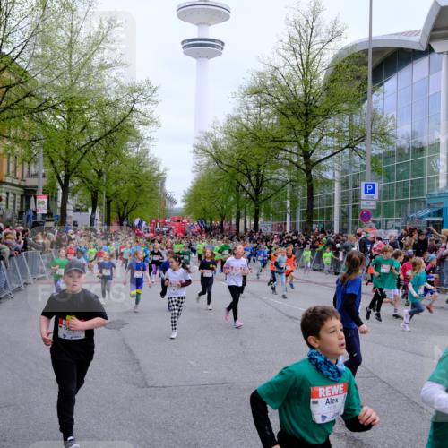 25.04.2026 - Das Zehntel Tim E. http://msf.ph/oto/9572766 25.04.2026 10:33:42 Ziel  meine-sportfotos.de