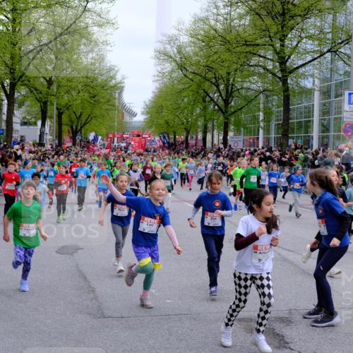 25.04.2026 - Das Zehntel Tim E. http://msf.ph/oto/9572775 25.04.2026 10:33:44 Ziel  meine-sportfotos.de